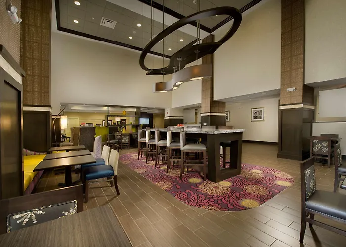 Hampton Inn & Suites - Buffalo Airport Cheektowaga