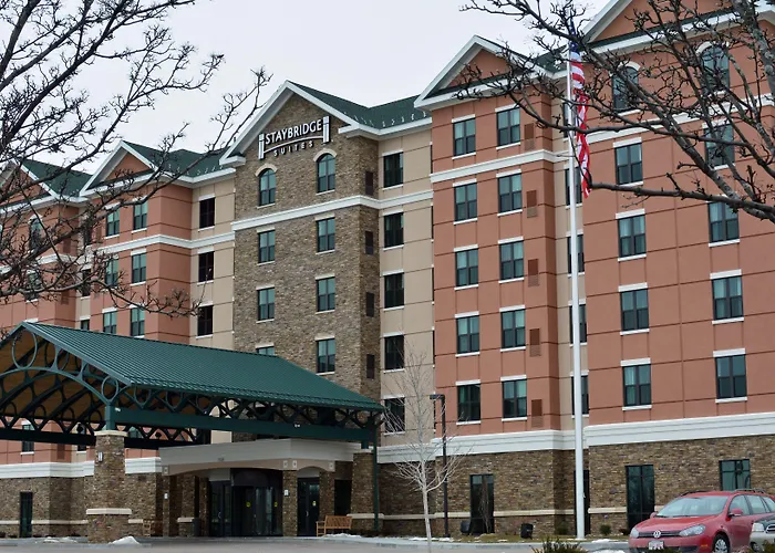 Staybridge Suites Albany Wolf Rd-Colonie Center By Ihg With a Casino