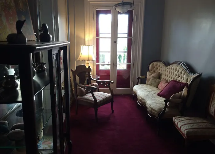 Hudson City Bed And Breakfast