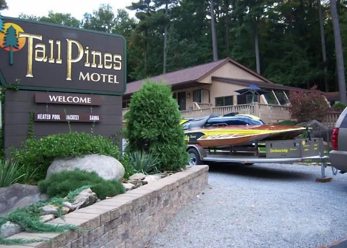 Tall Pines Motel Lake George