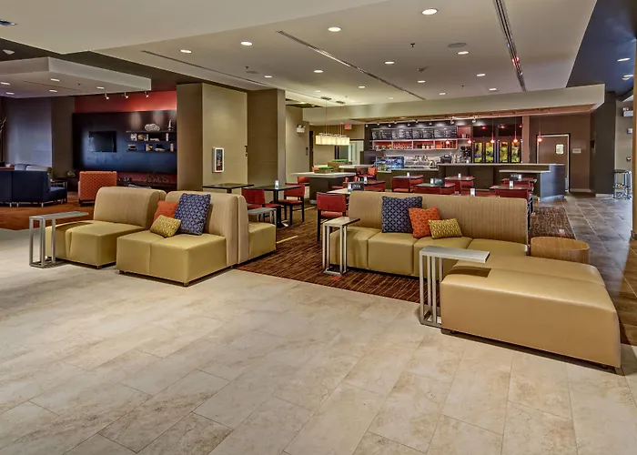 Courtyard By Marriott Westbury Long Island Hotel