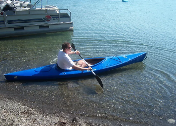 Pet friendly Cobblescote On The Lake Cooperstown