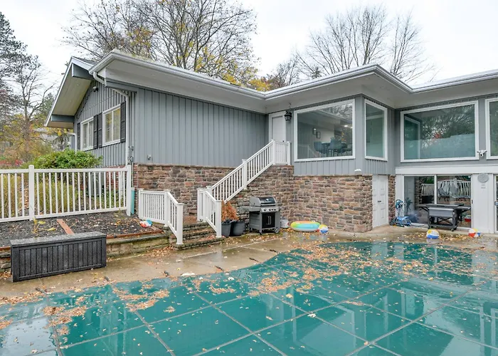 Spacious Rochester Home W/ Heated Pool & Hot Tub!