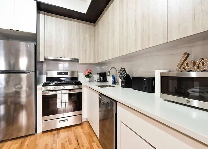 Luxury 3Br Duplex W Private Patio In Upper East Lägenhet New York