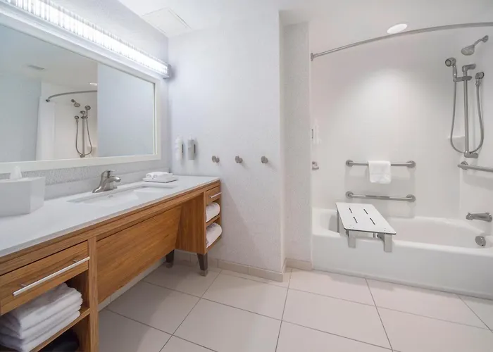 Home2 Suites By Hilton Saratoga Malta