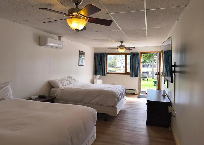 Sara Placid Inn & Suites Saranac Lake
