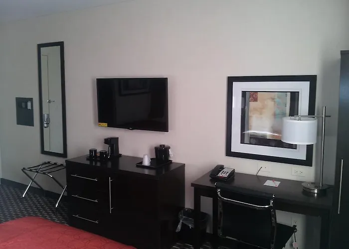 Huisdiervriedelijke Howard Johnson By Wyndham Jamaica Ny Near Airtrain Jfk New York