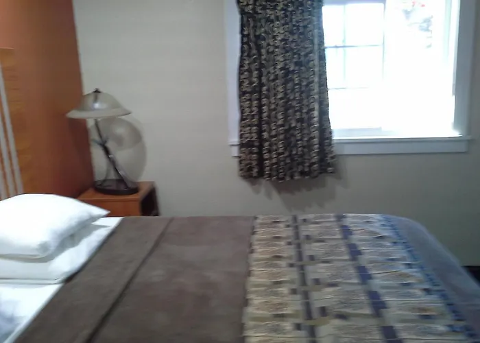 Economy Inn Tonawanda