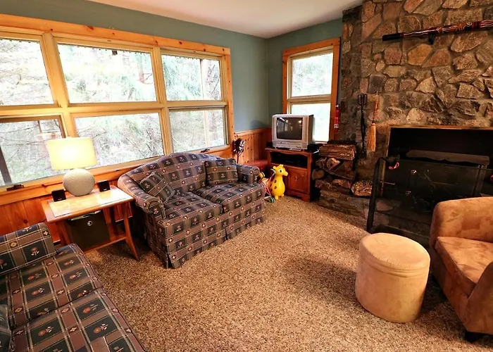 6910 Maples Road Villa Ellicottville