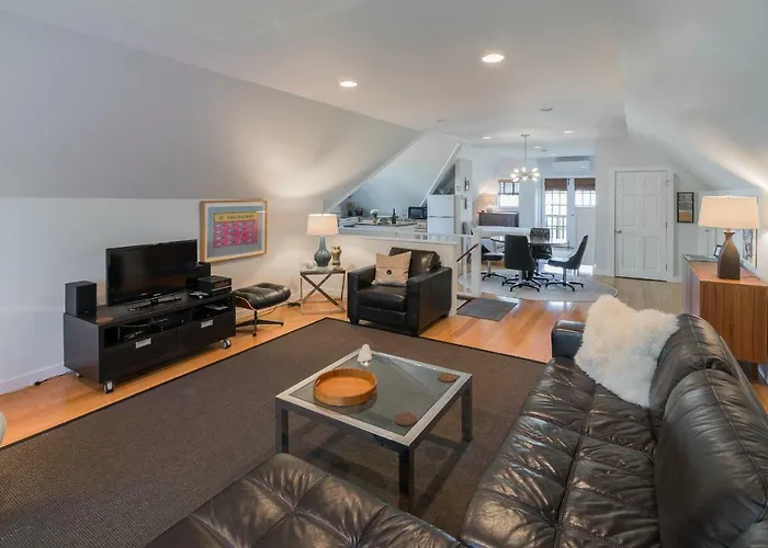 Pet friendly The Carriage House Loft Apartment Kingston