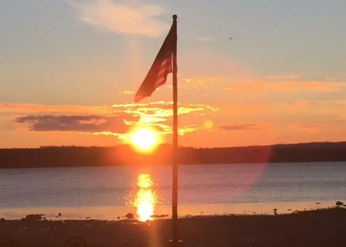 Pet friendly Serenity On The Lake Auburn
