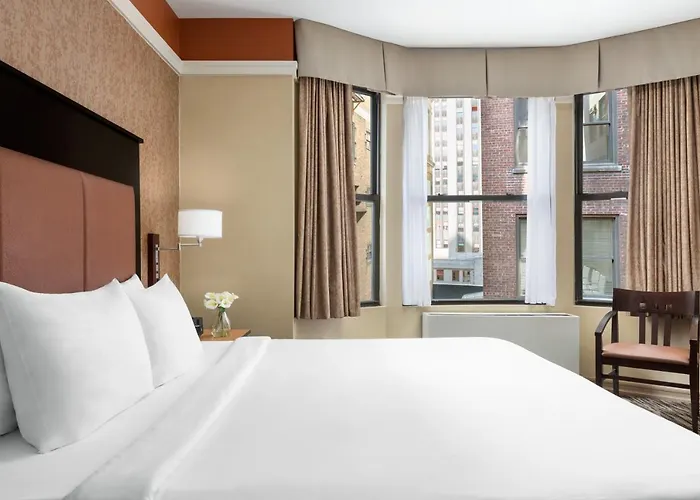 New York hotels near Wall Street